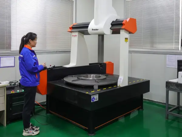 Bakit Kritikal ang IATF 16949 Standards para sa Non-Automotive Precision Parts: Ang Difon Perspective