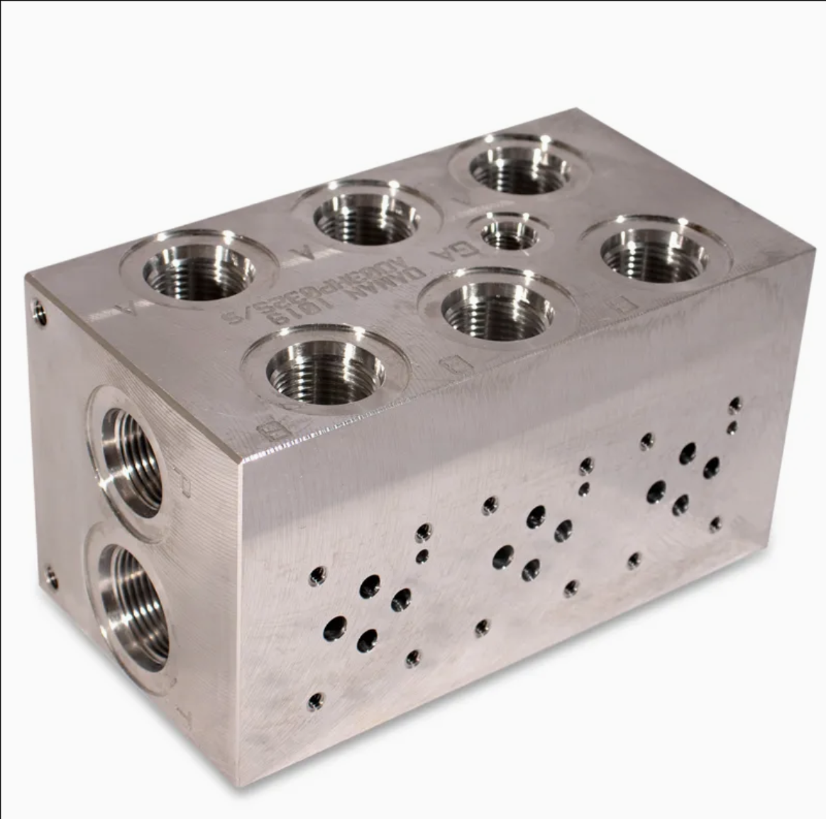 Paano Binabawasan ng Hydraulic Manifold ang mga Leakage Point